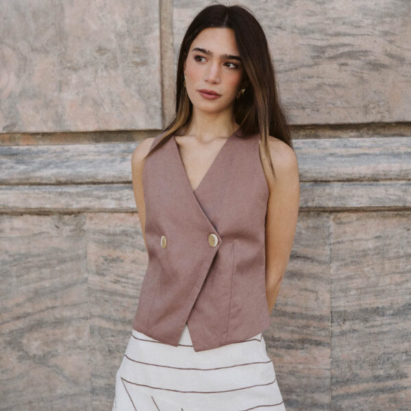 Falda Dalia Print Rayas- Chaleco Margaret Liso Moka